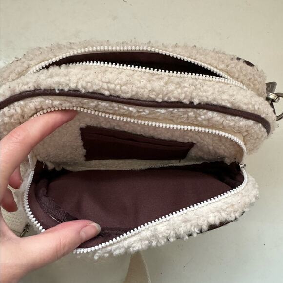 Laundry by Shelli Segal Cream Sherpa Fanny Pack Belt Bag - Picture 6 of 11